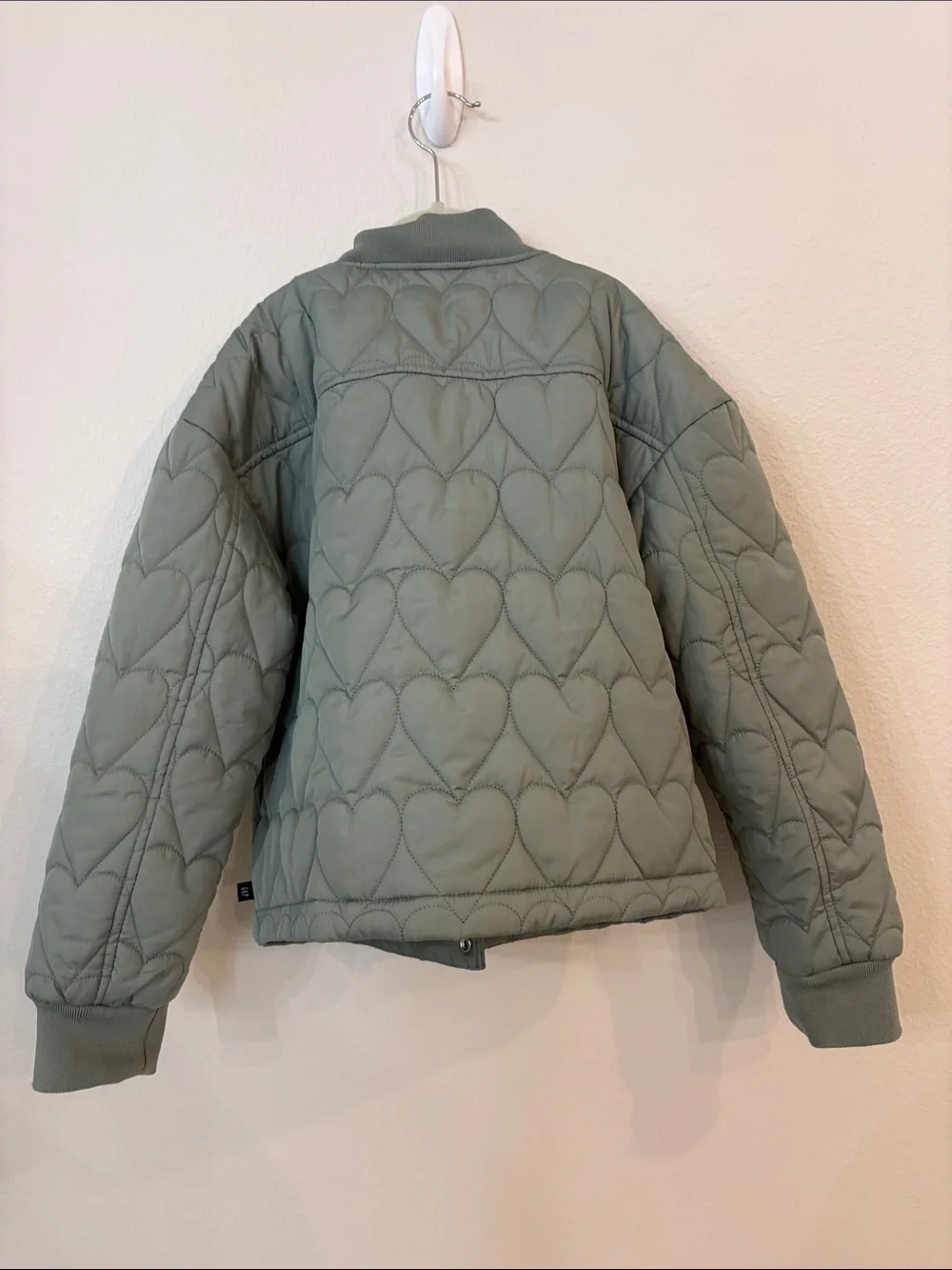 Gap Kids Heart Quilted Bomber Jacket in Sage Green Size XL (12-13)